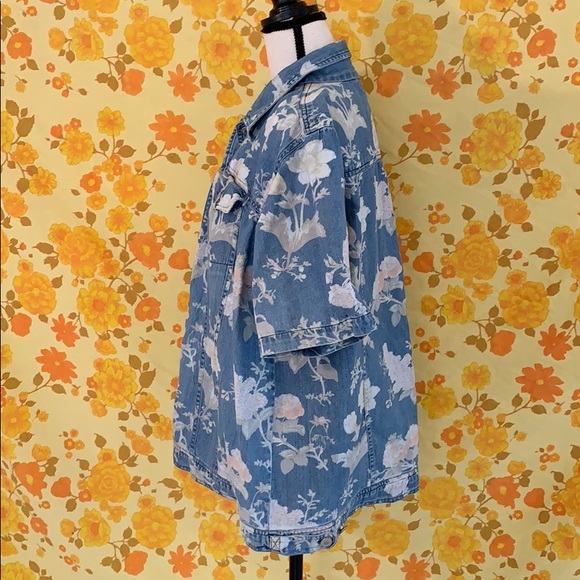 Fun True Vintage Floral Denim Button Down Jacket - Picture 6 of 12